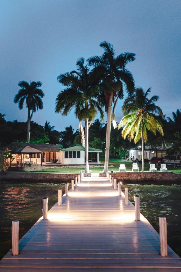 Royal Palm Bacalar Cabanas & Lagoon Club Eksteriør bilde